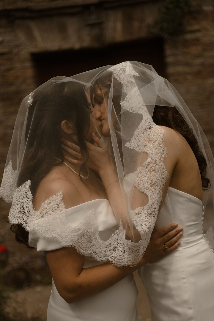 Rhiannon B., real Britten bride
