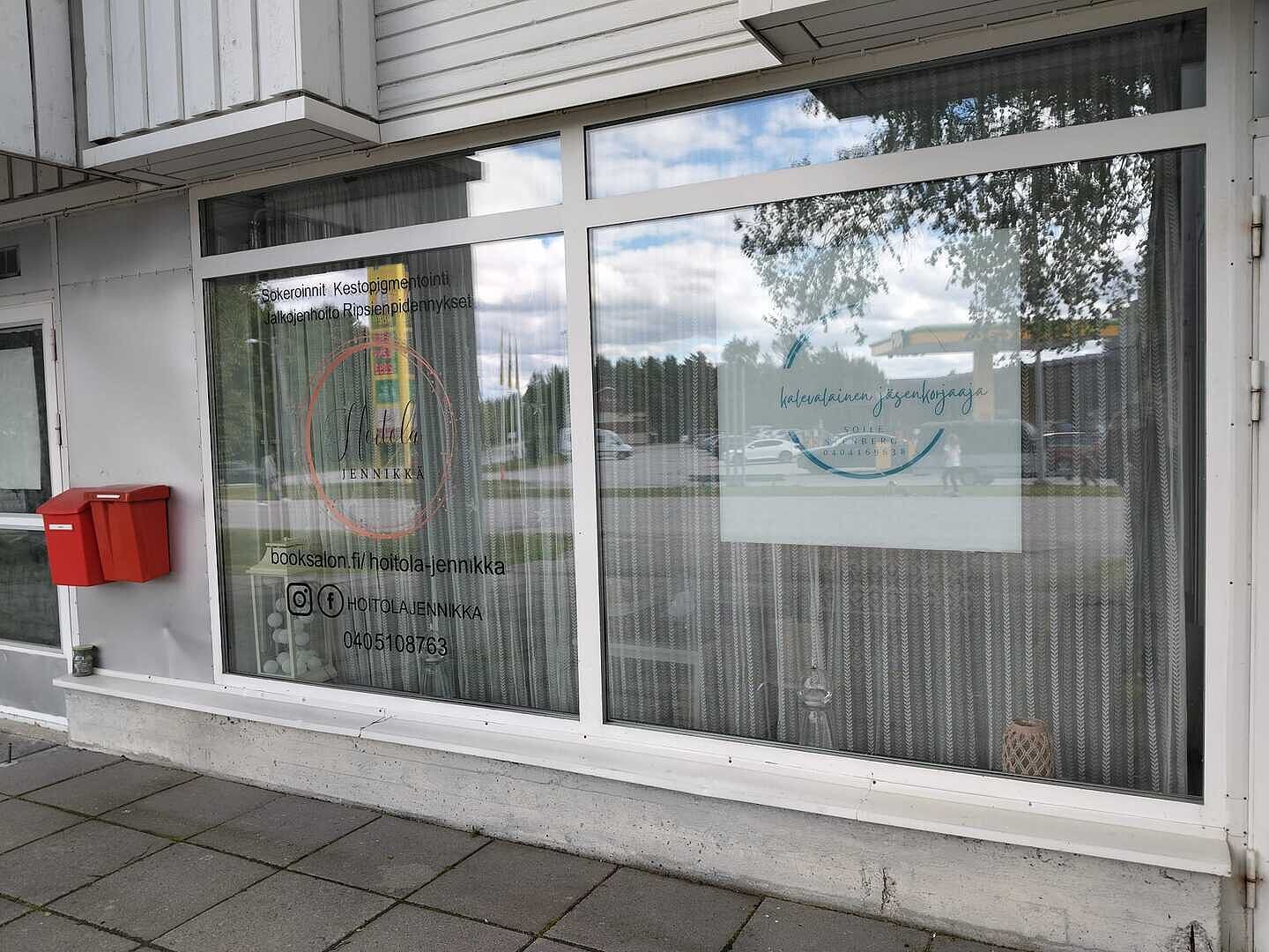 Ei vastaa tilausta