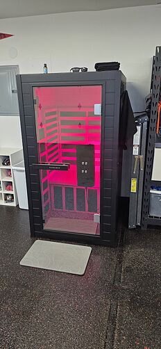 Customer photo of the SaunaBox Solara