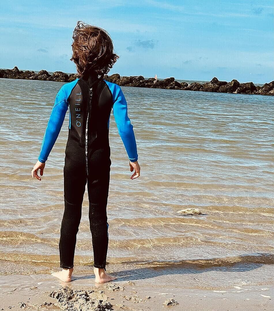 O'Neill Kids Reactor-2 3/2mm Back Zip Full Wetsuit Kids – O'Neill