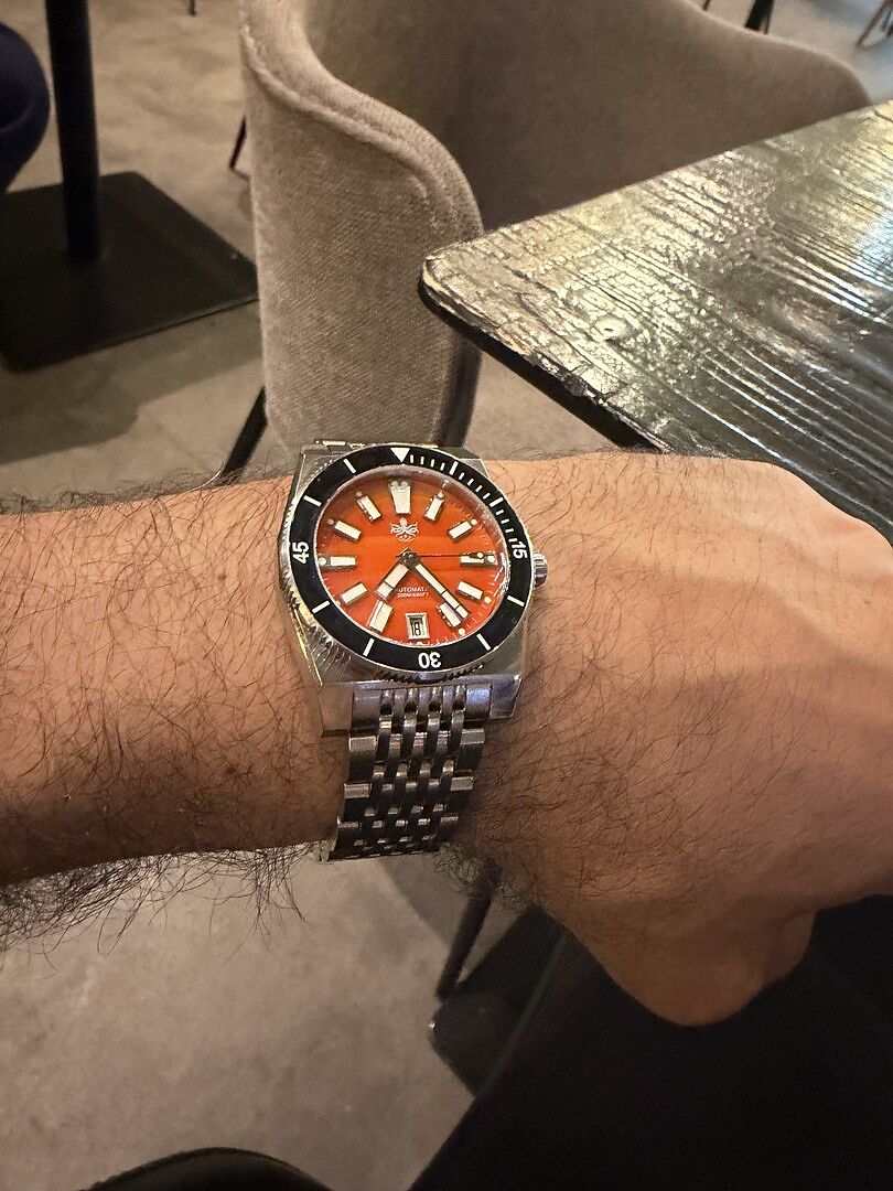 PHOIBOS Narwhal 200M Automatic Diver Watch PY061F Orange Agate