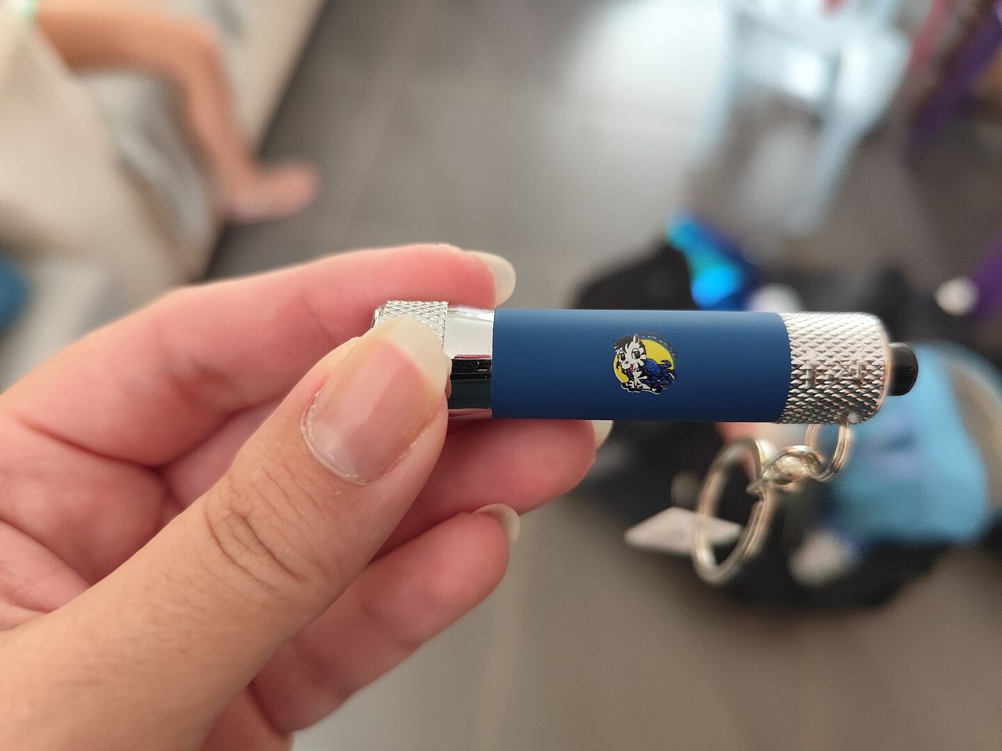 Lampe torche pour association caritative