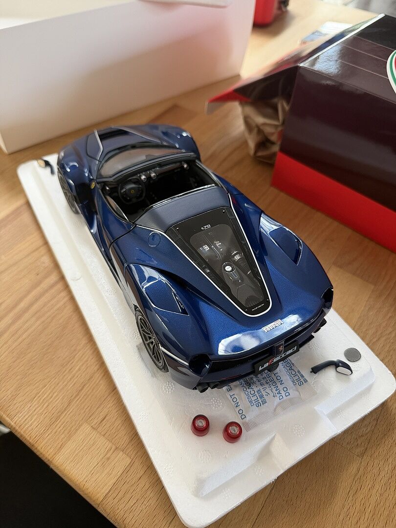 BBR Models Diecast Ferrari Laferrari Aperta Spider Blue Tour de France