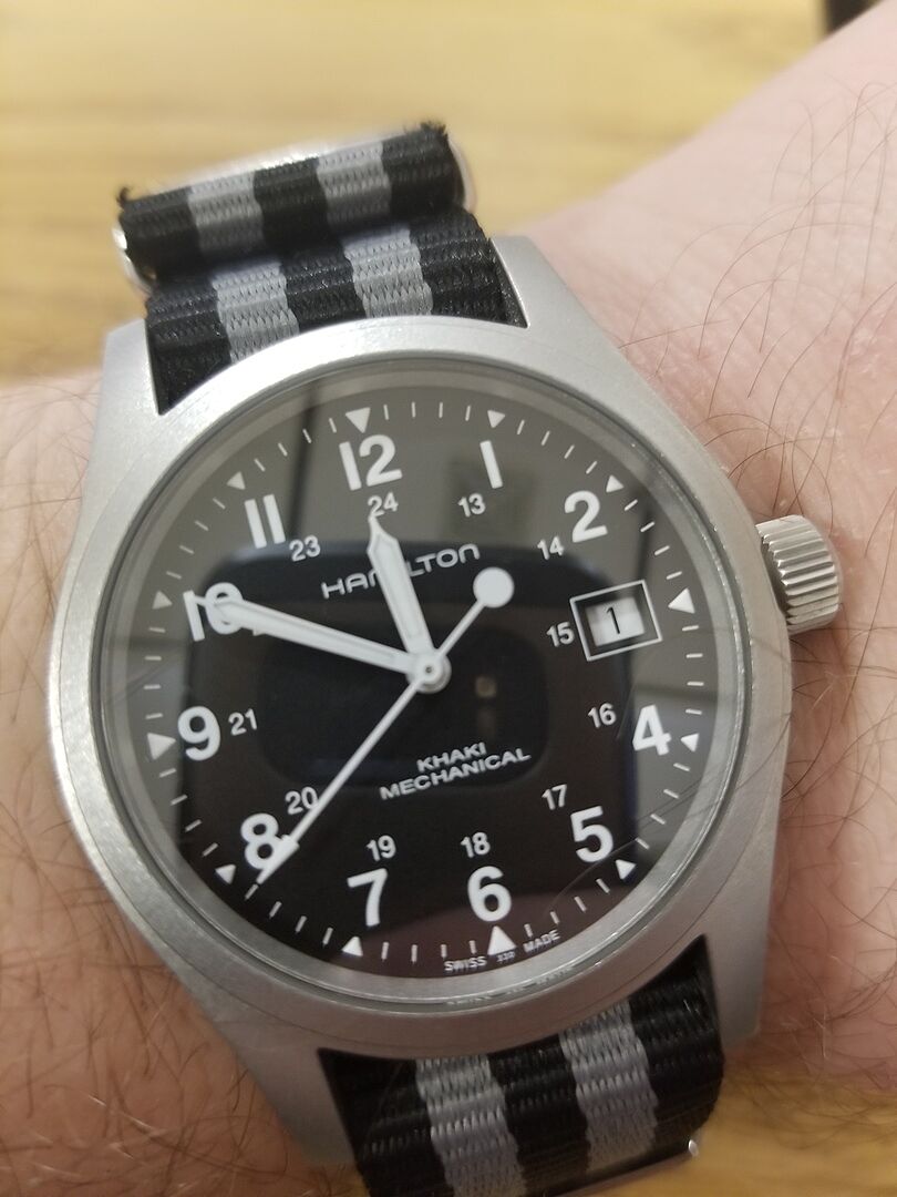 Hamilton Khaki Field Hand Wind Black Dial Men's Watch H69439933