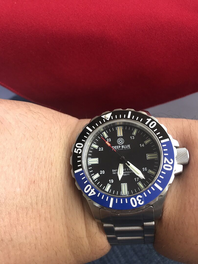 Deep Blue Daynight TritDiver T-100 Batman Bezel Men’s Watch