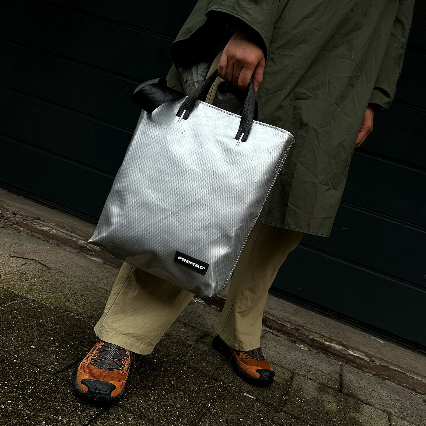 F202 LELAND | FREITAG