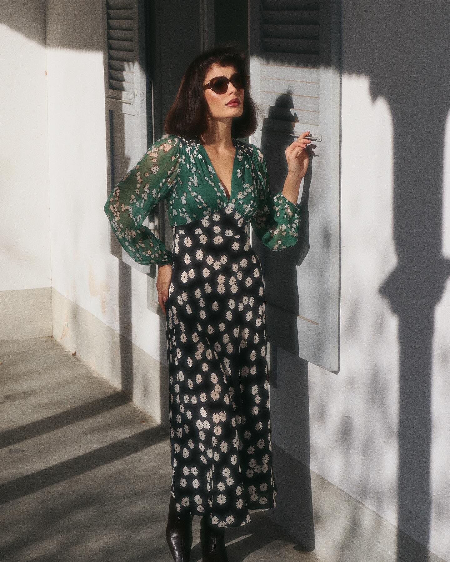 rixo dress green Rixo Ginger Poppy Jacquard Tie Waist Midi Dress main image 1