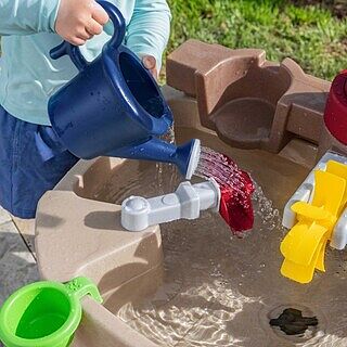 Pump & Splash Discovery Water Table™