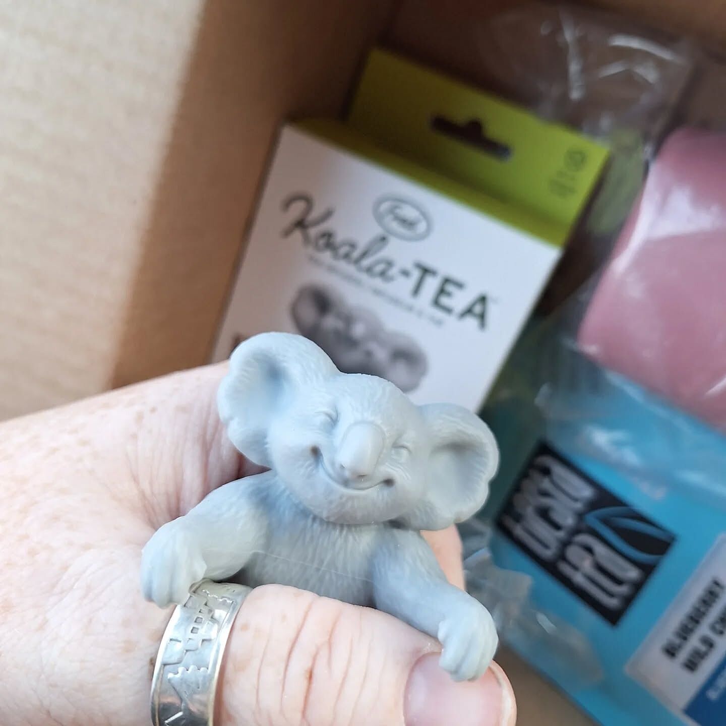 SIP'OPOTAMUS | Baby Hippo Tea Infuser - Moo Deng Inspired Design