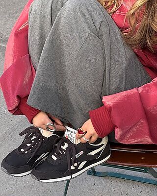 Women's Classic AZ Shoes