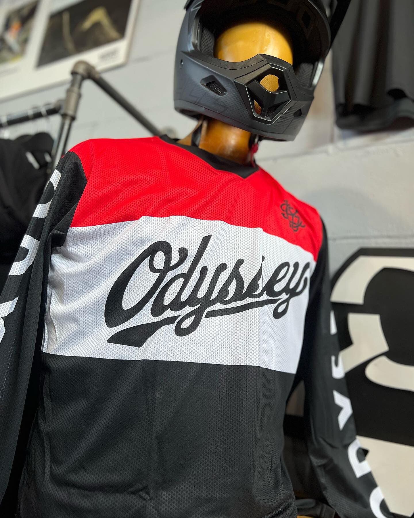 isoles Long Sleeve Jersey（裏起毛） SPINSHIFT Long Sleeve Jersey Mens | GOREWEAR US