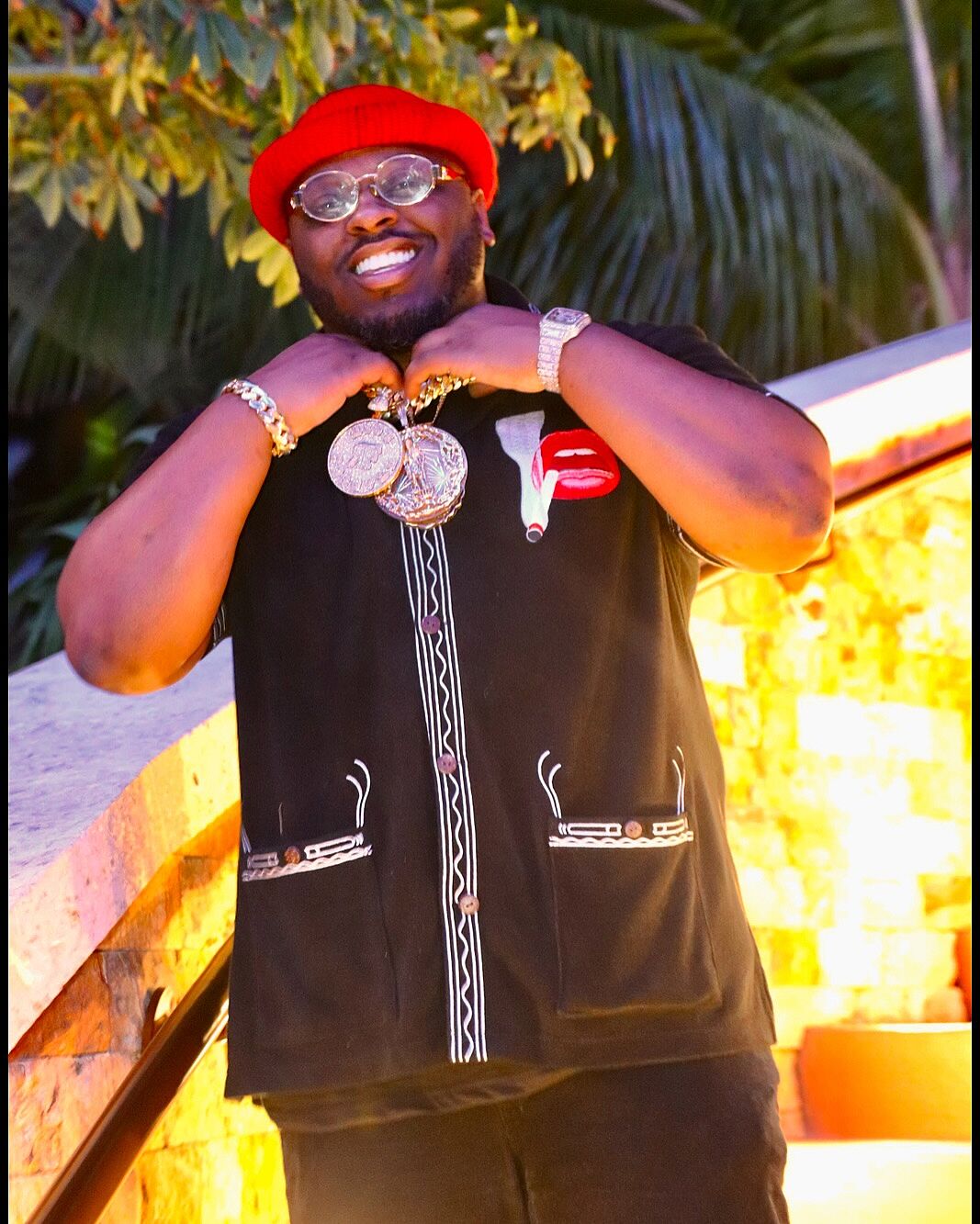 Tom Wesselmann - Smoker #1' Cabana (Black) – Tombolo Company