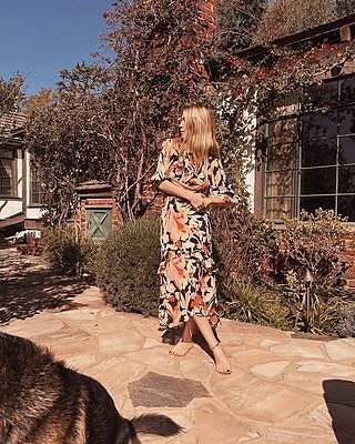RIXO レーストリム ミディドレス Cheryl Silk Midi Dress in Multi Cece Floral Black