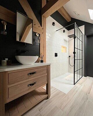 Sleek Edison Wall Light