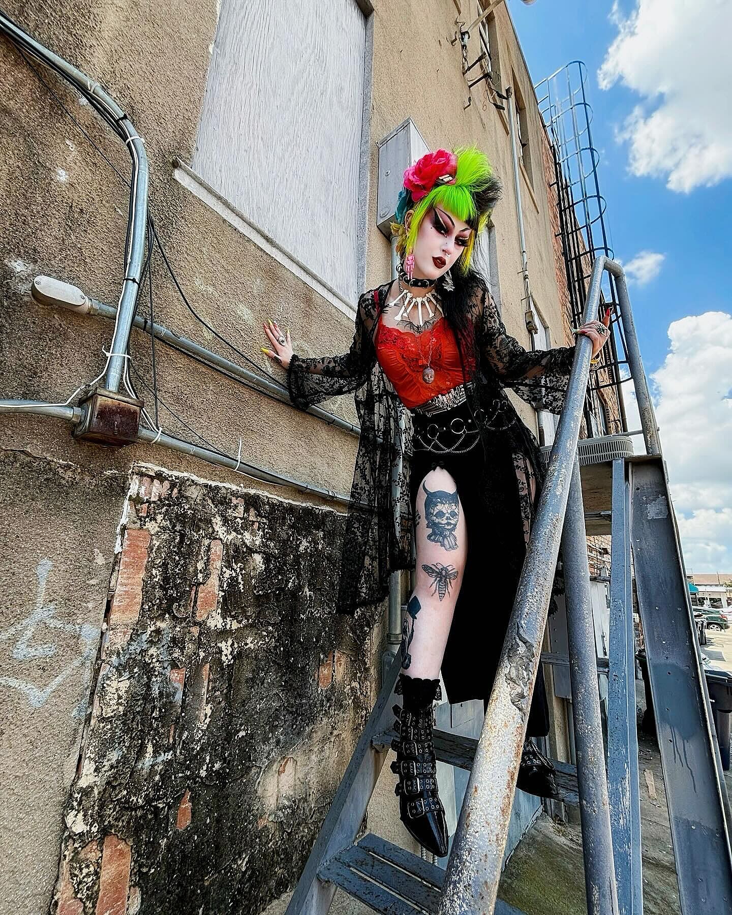 Demonia Warlock-70 Ankle Boot | Buy Now at Shoefreaks.ca display picture 2