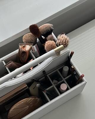 Pebble White Classic Cosmetic Organiser