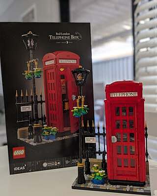LEGO® Ideas Red London Telephone Box