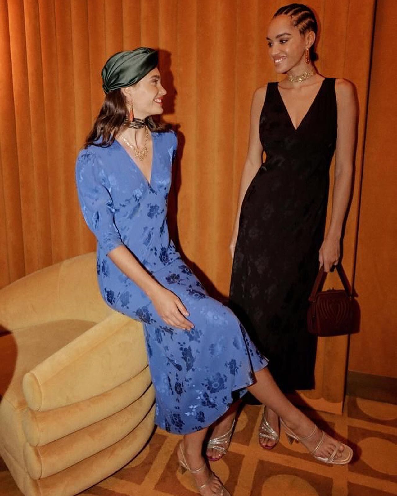 ワンピース RIXO Women Mid Skirts ZADIE BKPOJ Black Zadie Jacquard Midi Dress in Red Poppy Jacquard