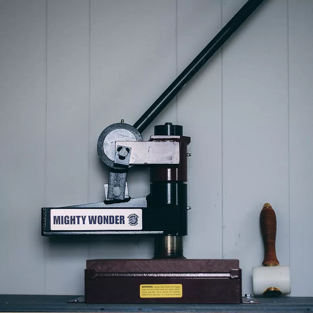 Business Textile & Apparel Equipment Weaver Leather Master Tools Mighty