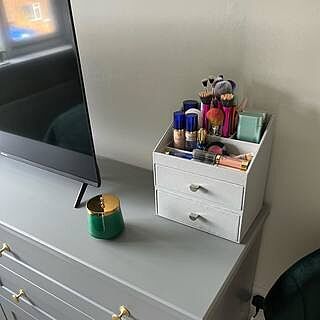 Pebble Grey Makeup Organiser