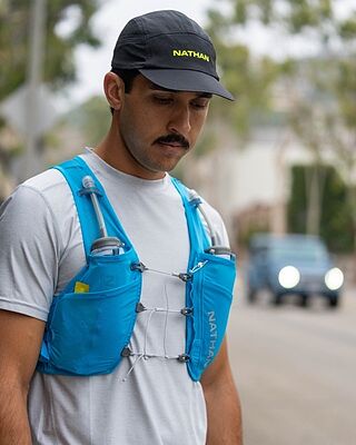 Gilet D'hydratation Running Pinnacle 4L - Marque Nathan, Noir/vert Lime, Taille XS Homme, Neuf