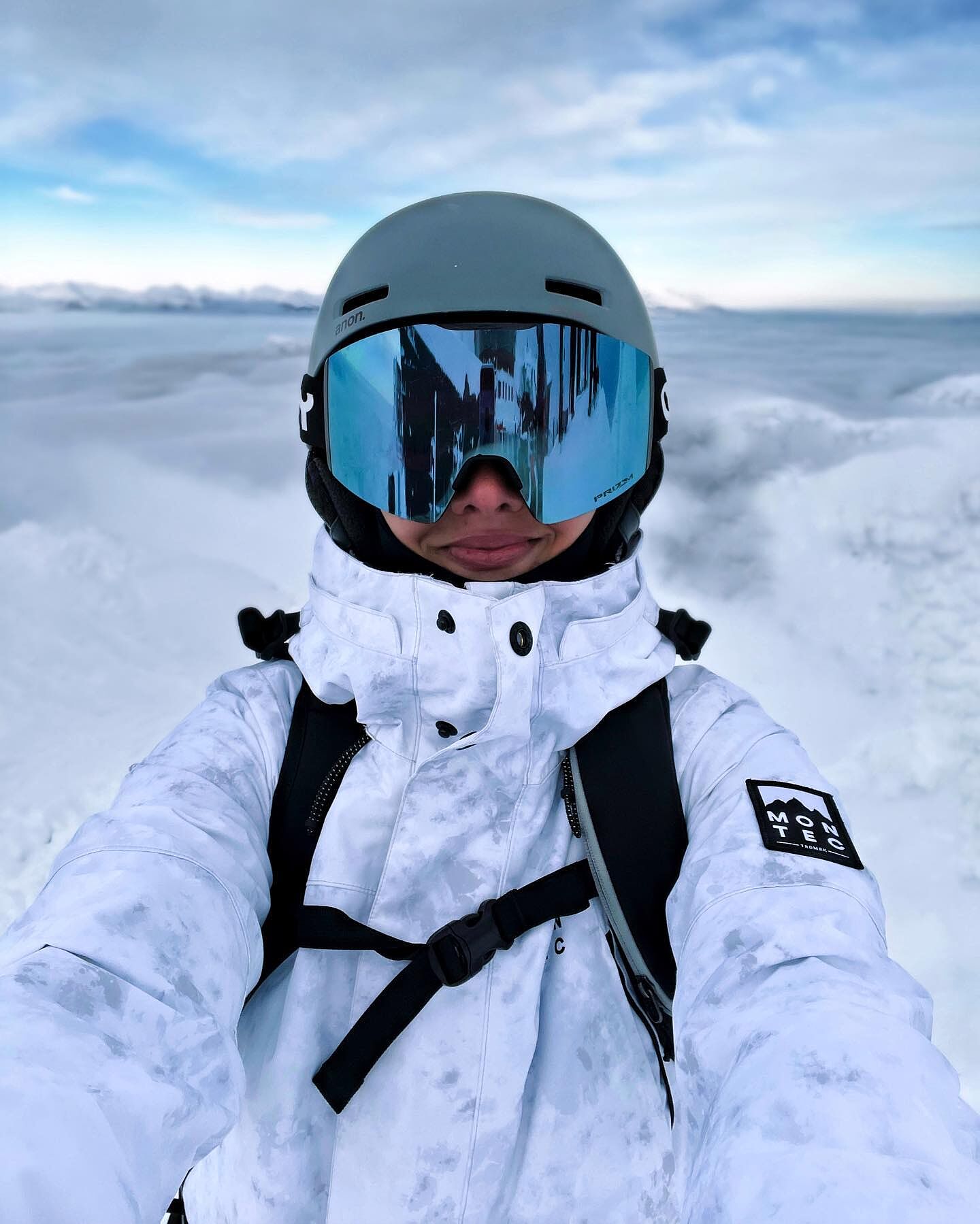 Montec Virago W Snowboard Jacket Women White Tiedye | Montecwear.com