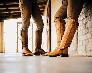 lucchese snake boots