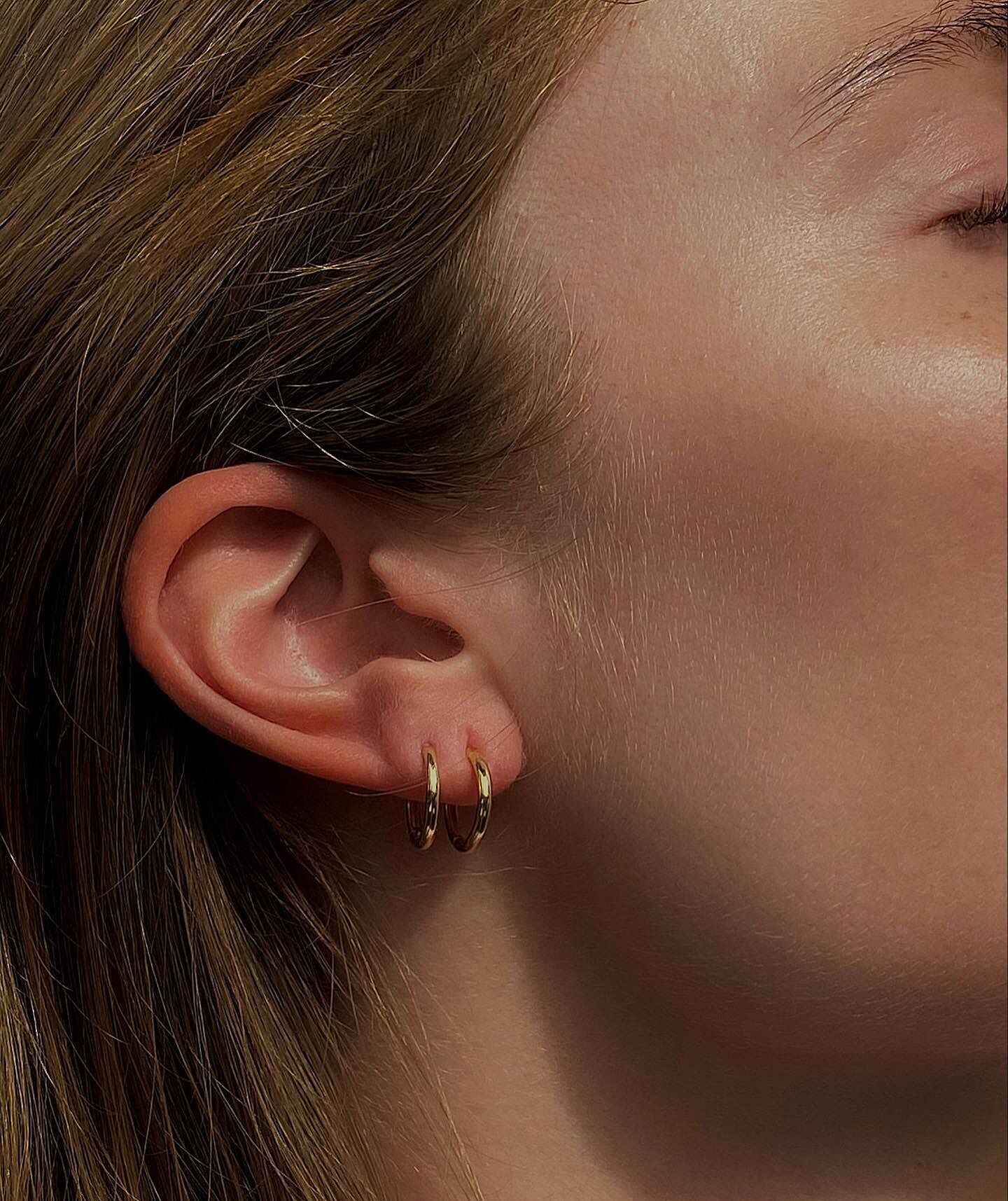 Bright Gold Hoops - Sleek 14K Earrings | Akind