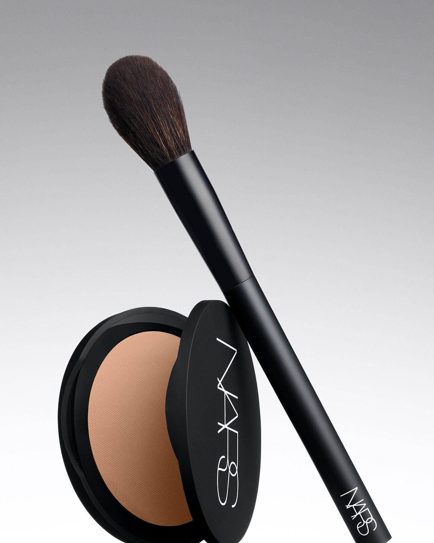 ソフトマット アドバンスト パーフェクティングパウダー | NARS Cosme