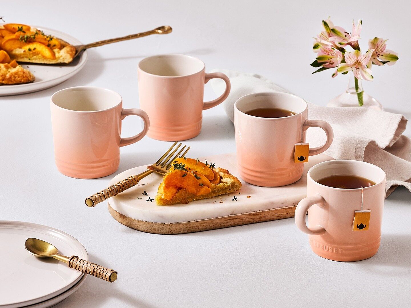 Gourmet Set of 4 Petite Acacia Magnetic Wooden Trivets | Le Creuset®