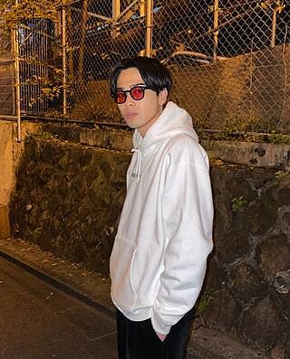 LEMTOSH BLACK WITH CUSTOM MADE TINTS™