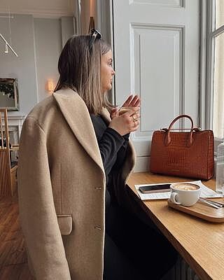 Strathberry - Midi Tote - Top Handle Leather Tote Bag - Tan Strathberry - Midi Tote - Top Handle Leather Tote Bag - Tan