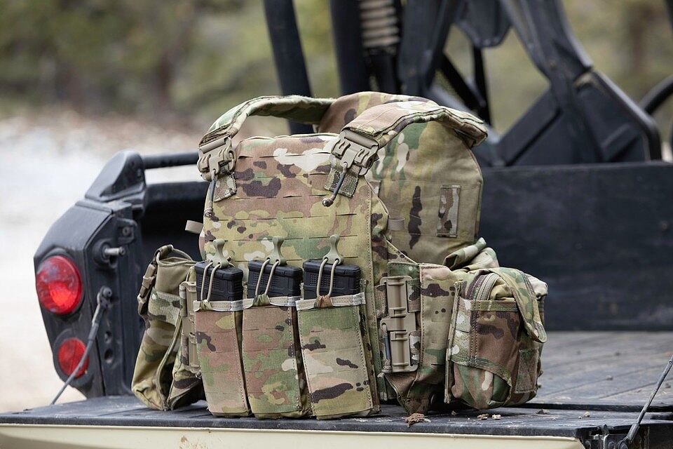 first spear patrol radio pouch