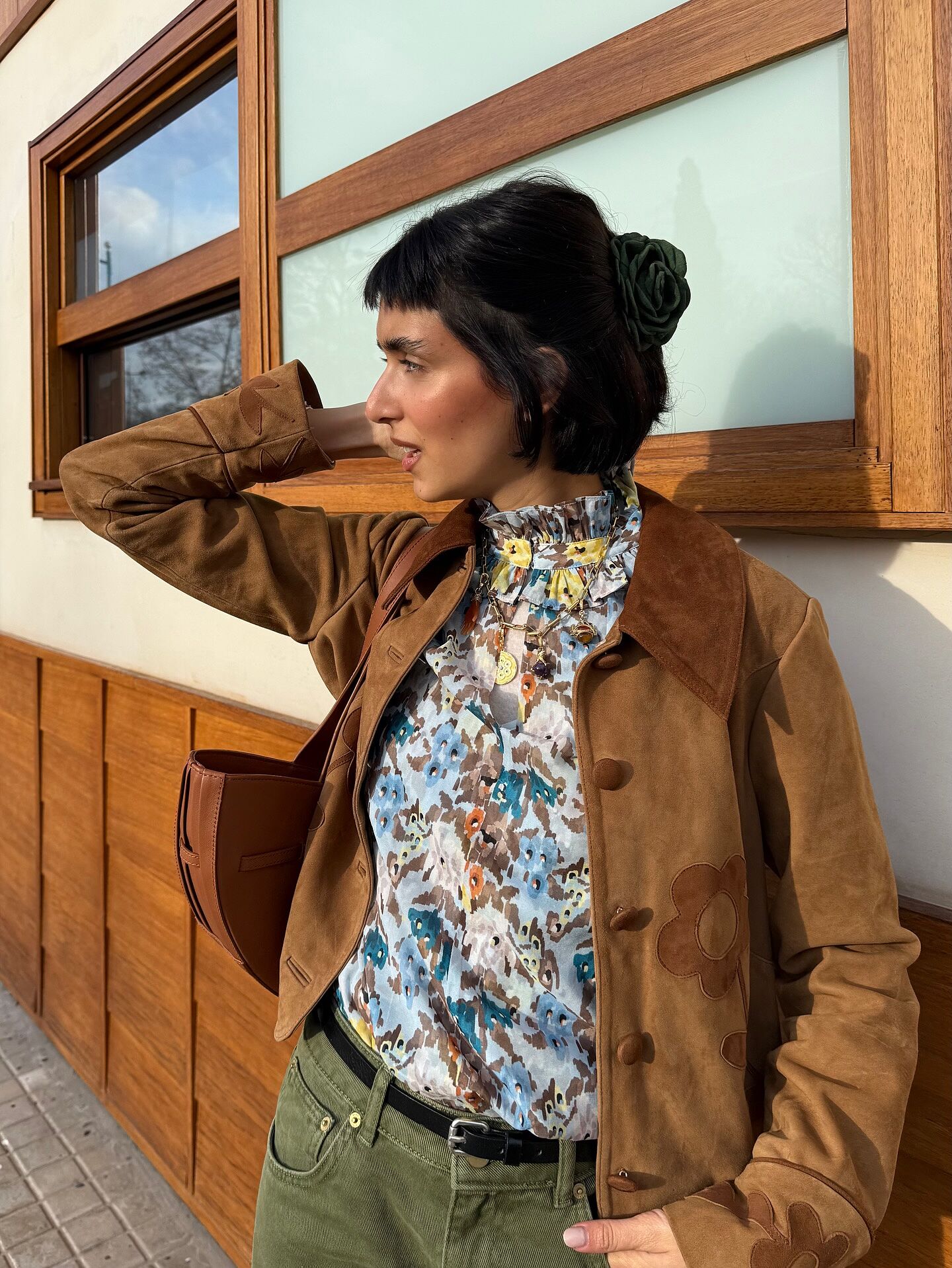 Dionne Suede Jacket in Brown Retro Daisy Applique Tan | RIXO USA ⋆