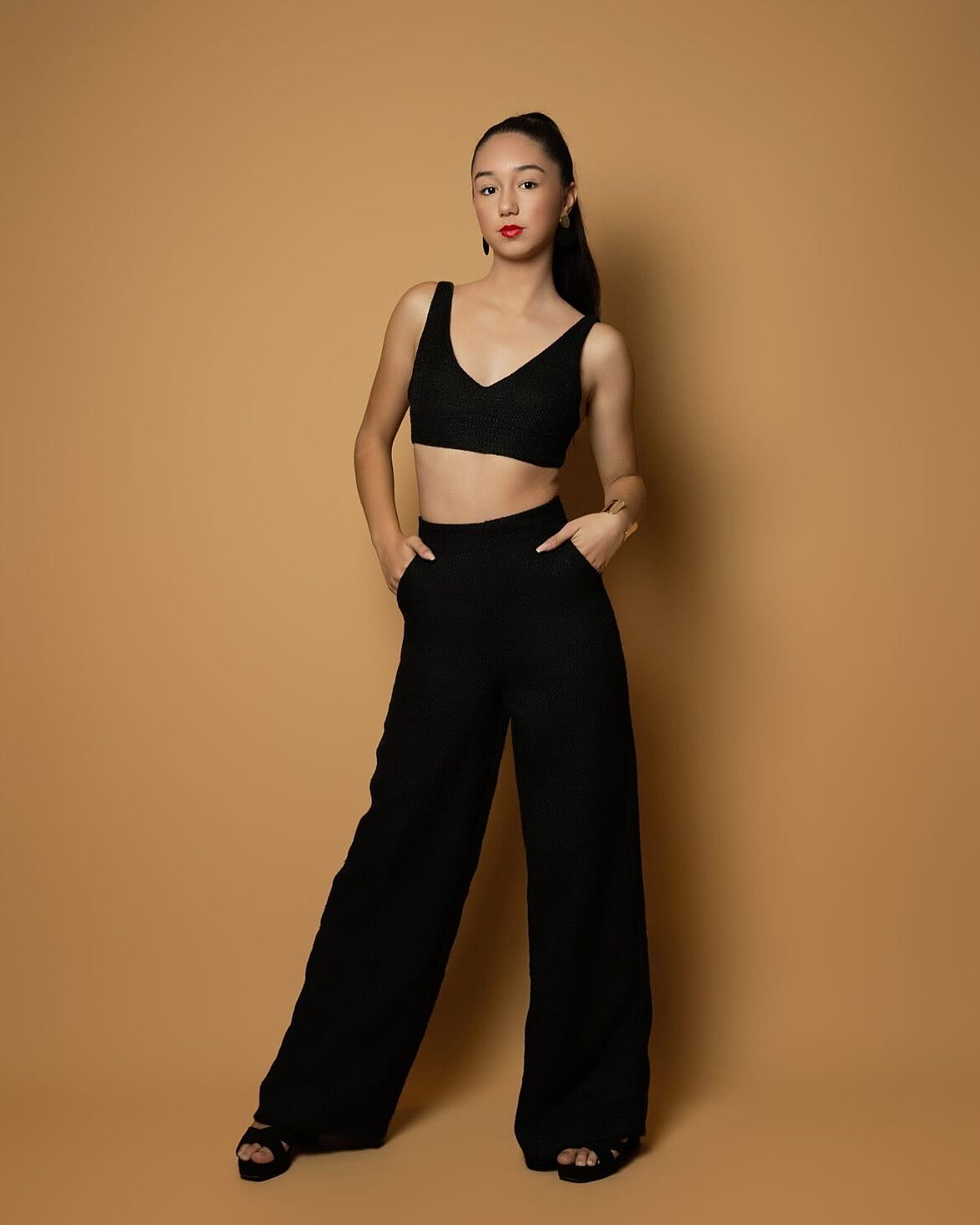 Abela Two Piece Set - Crop Top and Wide Leg Pants Set in Black Sequin |  Showpo USA