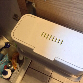 Compo 4 Food Waste Caddy - Stone | Joseph Joseph US