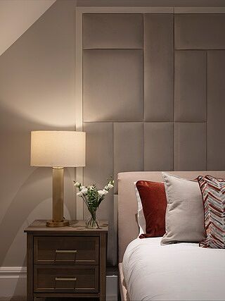 Knurled Pillar Table Lamp