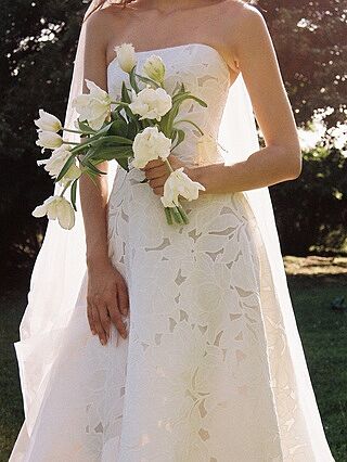 【Anthropologie取扱】JennyYoo新作 Floral ヘッドアクセサリー Jenny Yoo Online Store - Shop Wedding Dresses, Bridesmaids