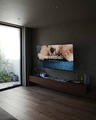 フロートテレビボード 幅180cm 奥行36cm ガラスフラップ扉 壁掛け