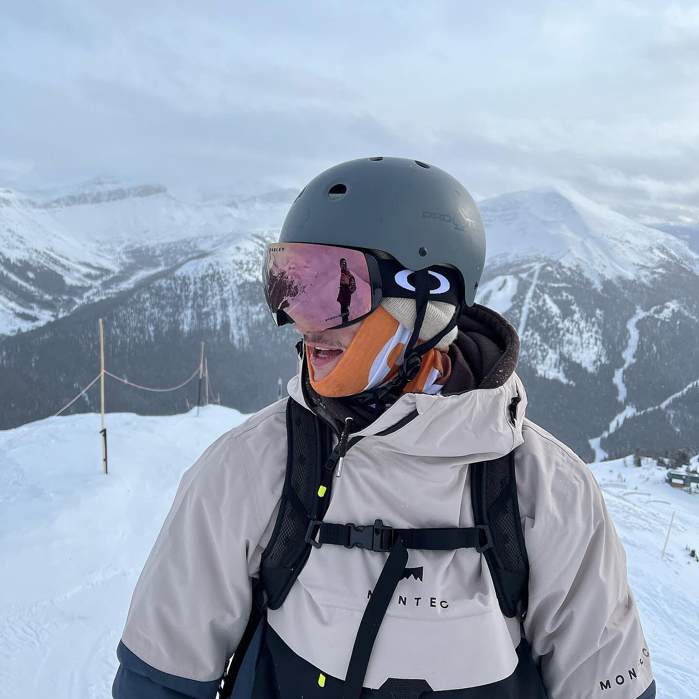 【MONTTEC】DUNE バーガンディ フード付きジャケット MONTTEC】DUNE バーガンディ フード付きジャケット 【公式通販】