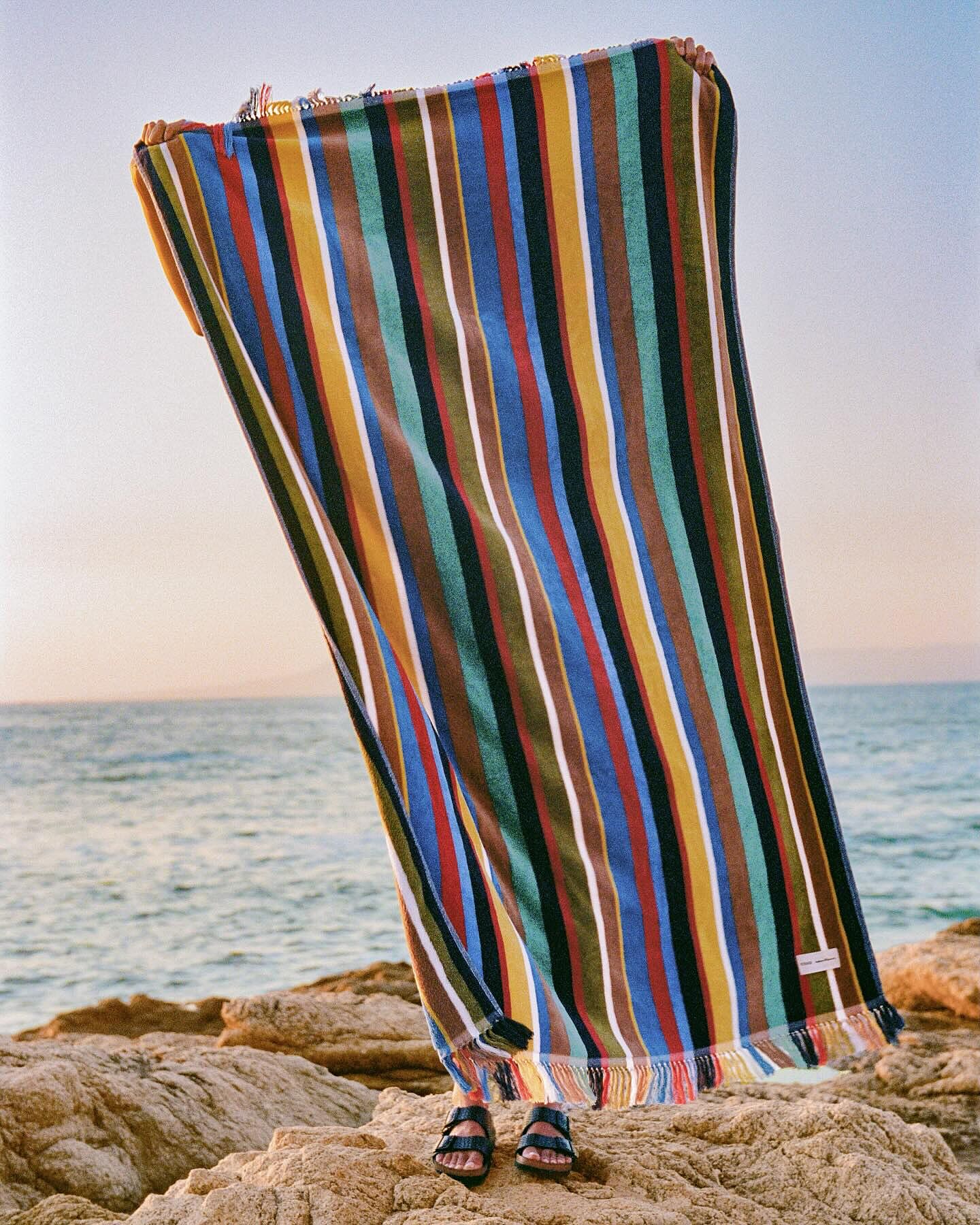 ビーチタオル COYSEIO : 25SS / TRINH BEACH TOWEL (WHITE) Amazon.com: Safus Beach Towel - Oversized 58