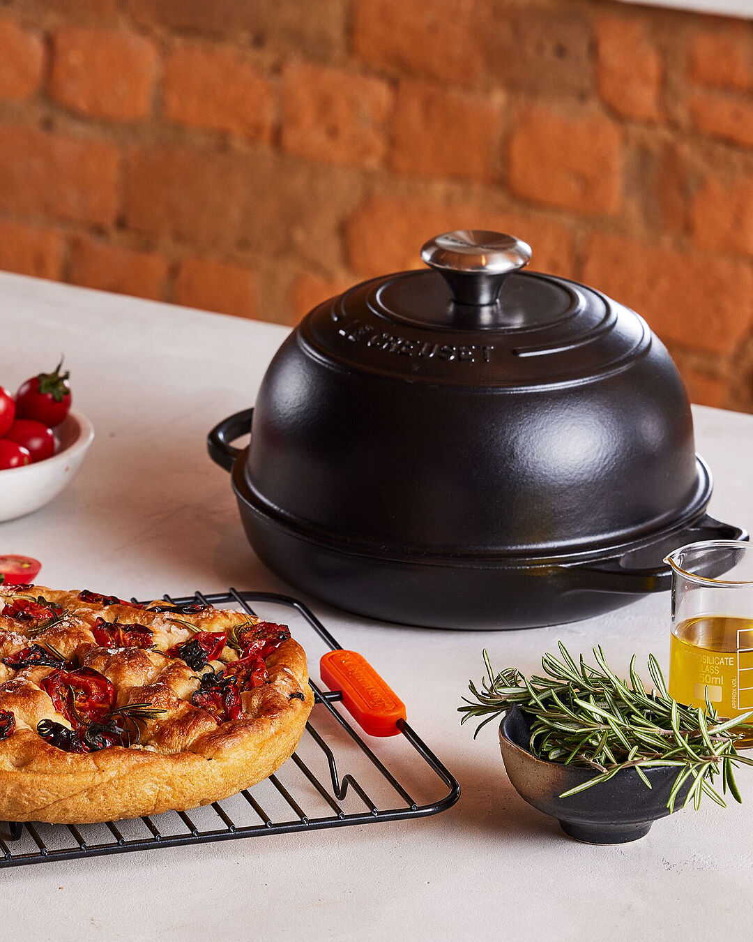ルクルーゼ　ベイクウェア　 ピザ　 トレイ / パン ルクルーゼ ベイクウェア ピザ トレイ / パン Pizza Tray | Le Creuset®
