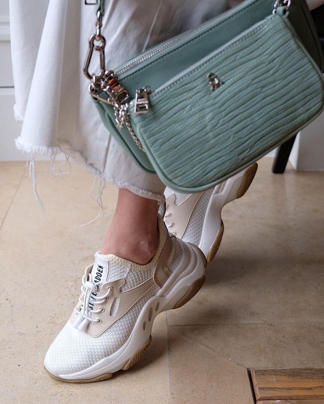 steve madden beige trainers