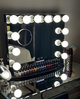 Hollywood Premiere Plus Vanity Mirror