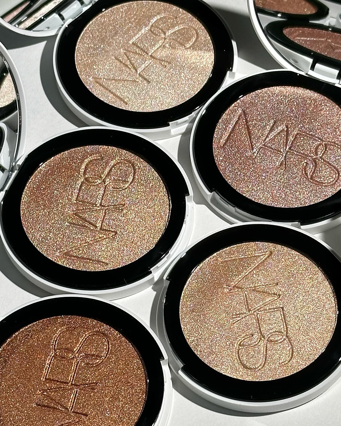 ハイライター｜NARS Cosmetics