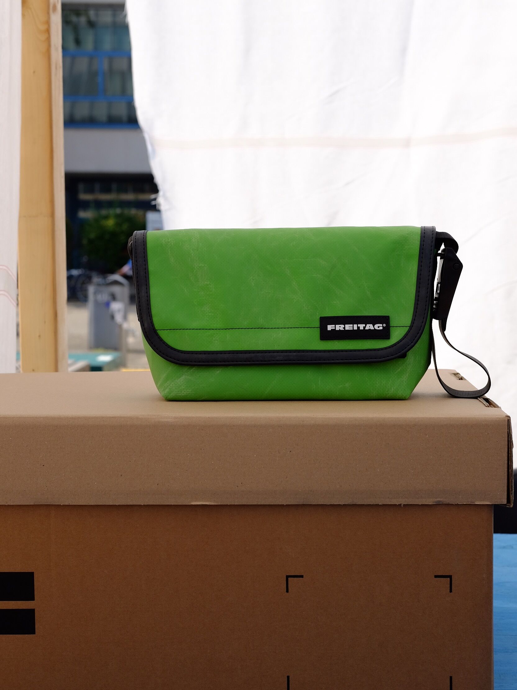 F41-E HAWAII FIVE-0 | FREITAG