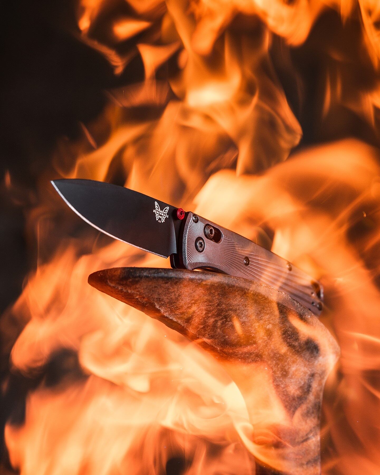 535BK-4 Bugout® - Premium Aluminum Pocket Knife | Benchmade