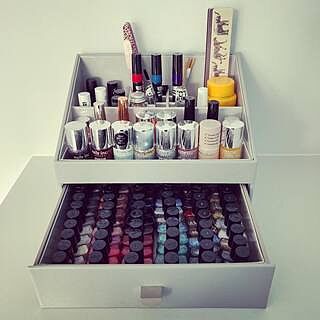 Pebble Grey Makeup Organiser