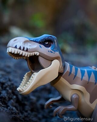 LEGO® Jurassic World T. rex River Escape