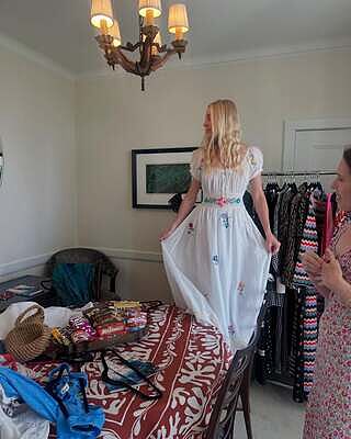 Alani Midi Dress in English Daisy Navy